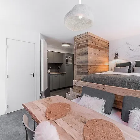 Les Cimes Du Mont-blanc